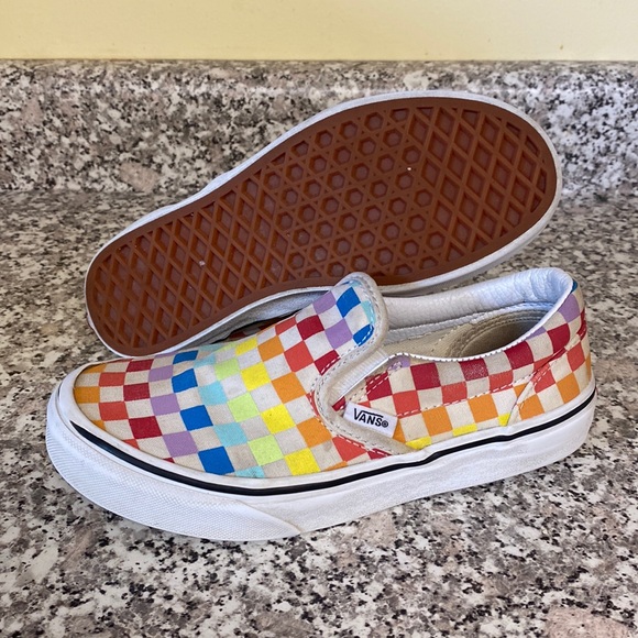 Vans Other - Vans Low Top “Rainbow Checkered” / Size 3 Kids / 500714